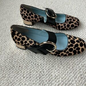 Frances Valentine Leopard Print Shoes. Size 7